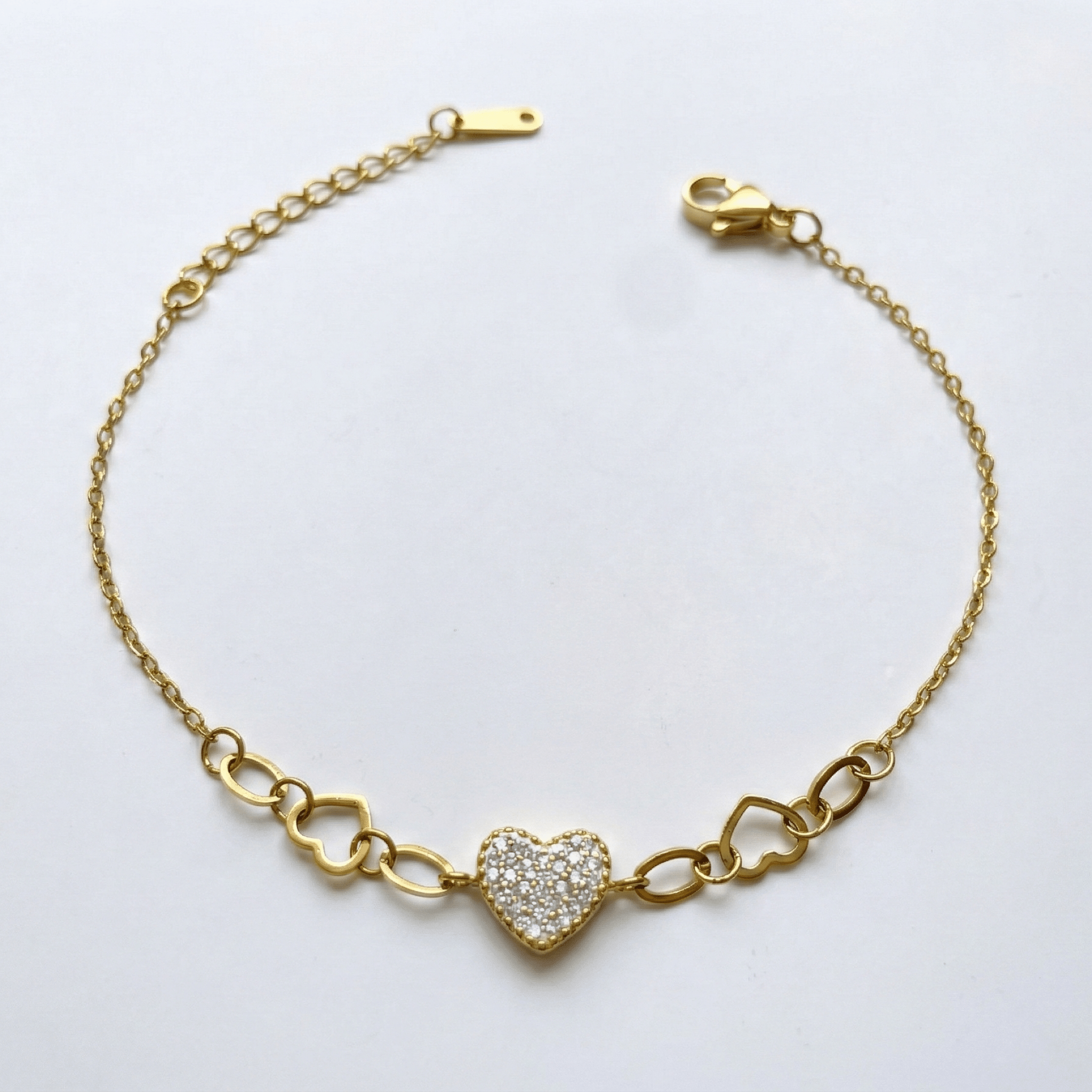 Shimmer Heart Bracelet - aishabanoco