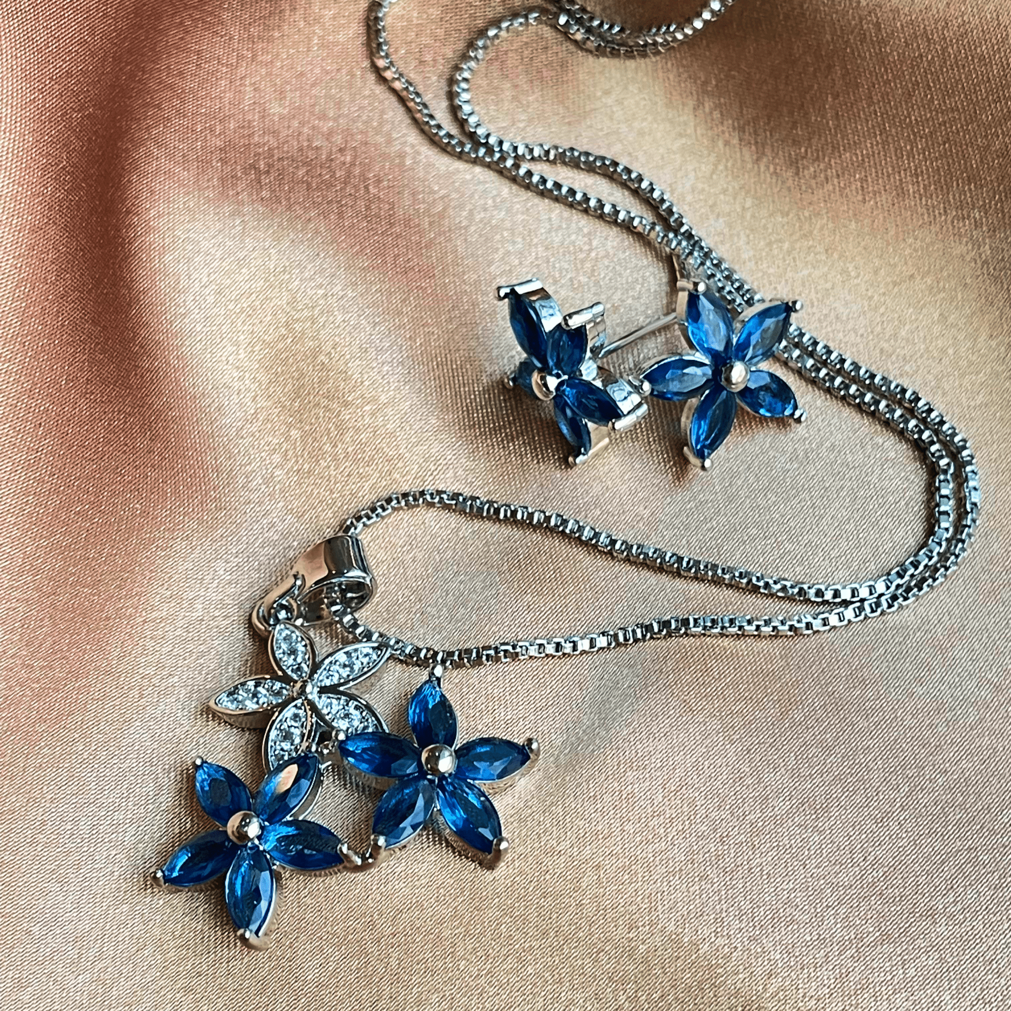 The Floral - aishabanoco