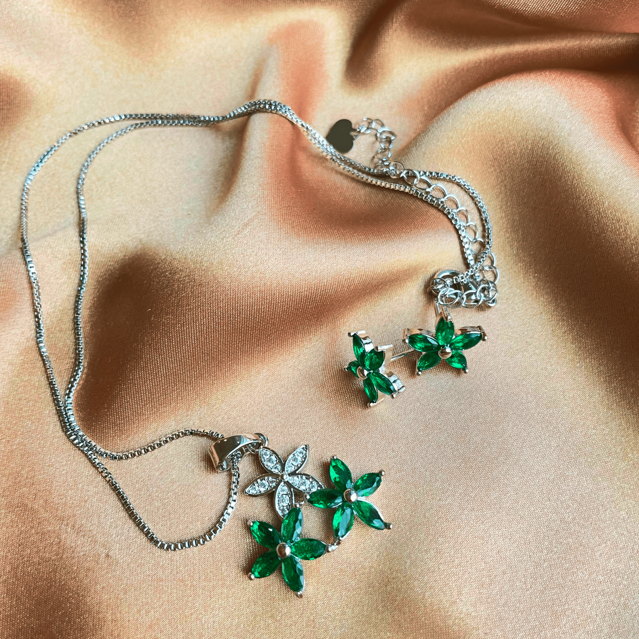 The Floral - aishabanoco